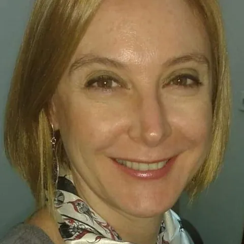 Retrato de Adriana Sagiani